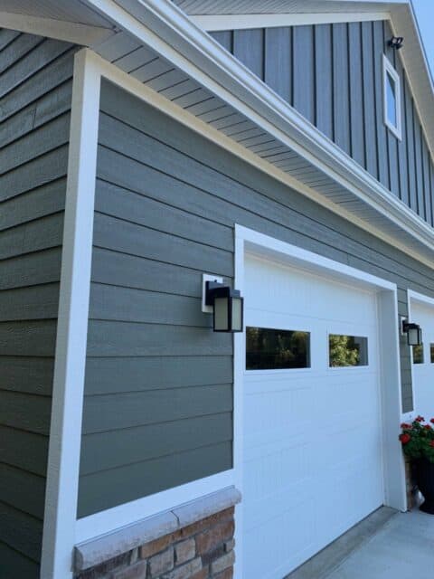 Choose Any Sherwin-Williams Color Paint for Your Siding